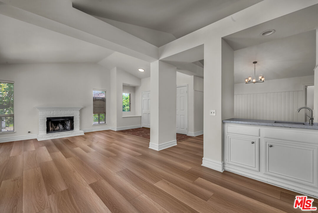455 Kennerick Ln