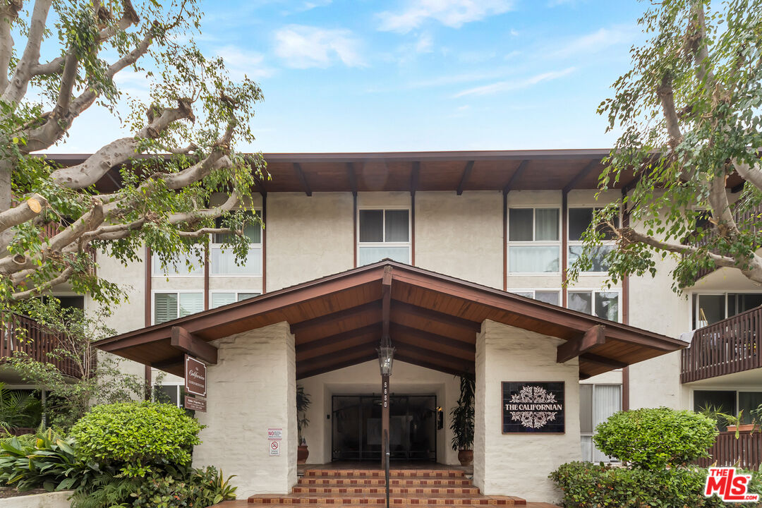5650 Sumner Way Unit: 104