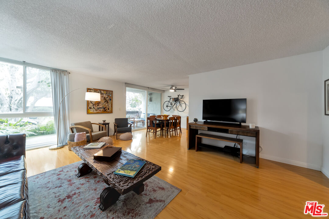 5650 Sumner Way Unit: 104