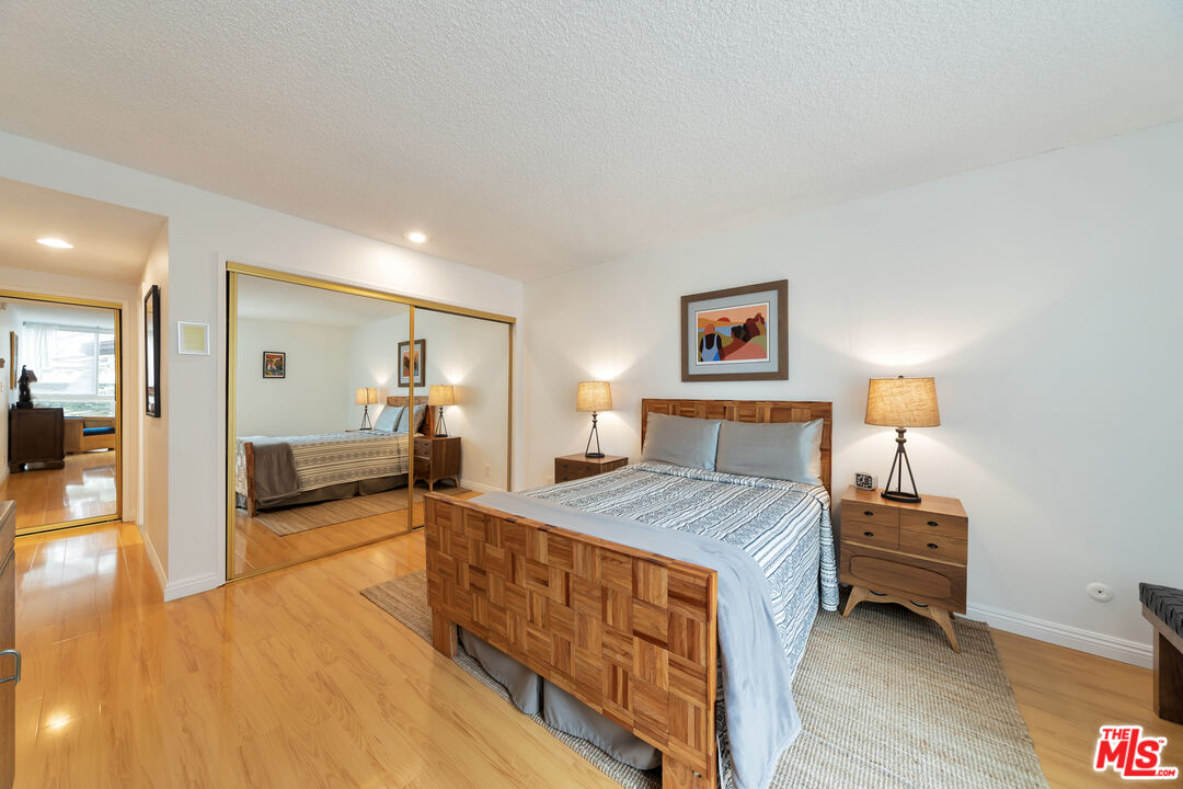 5650 Sumner Way Unit: 104