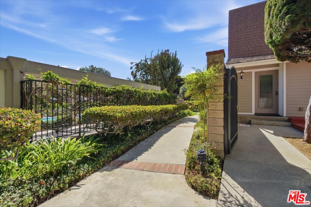 13065 Mindanao Way Unit: 8