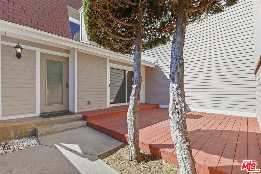 13065 Mindanao Way Unit: 8