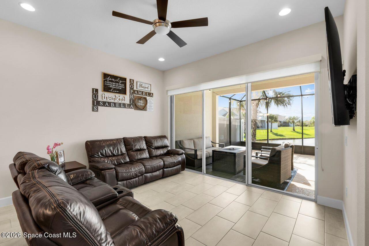 8124 Cache Creek Lane