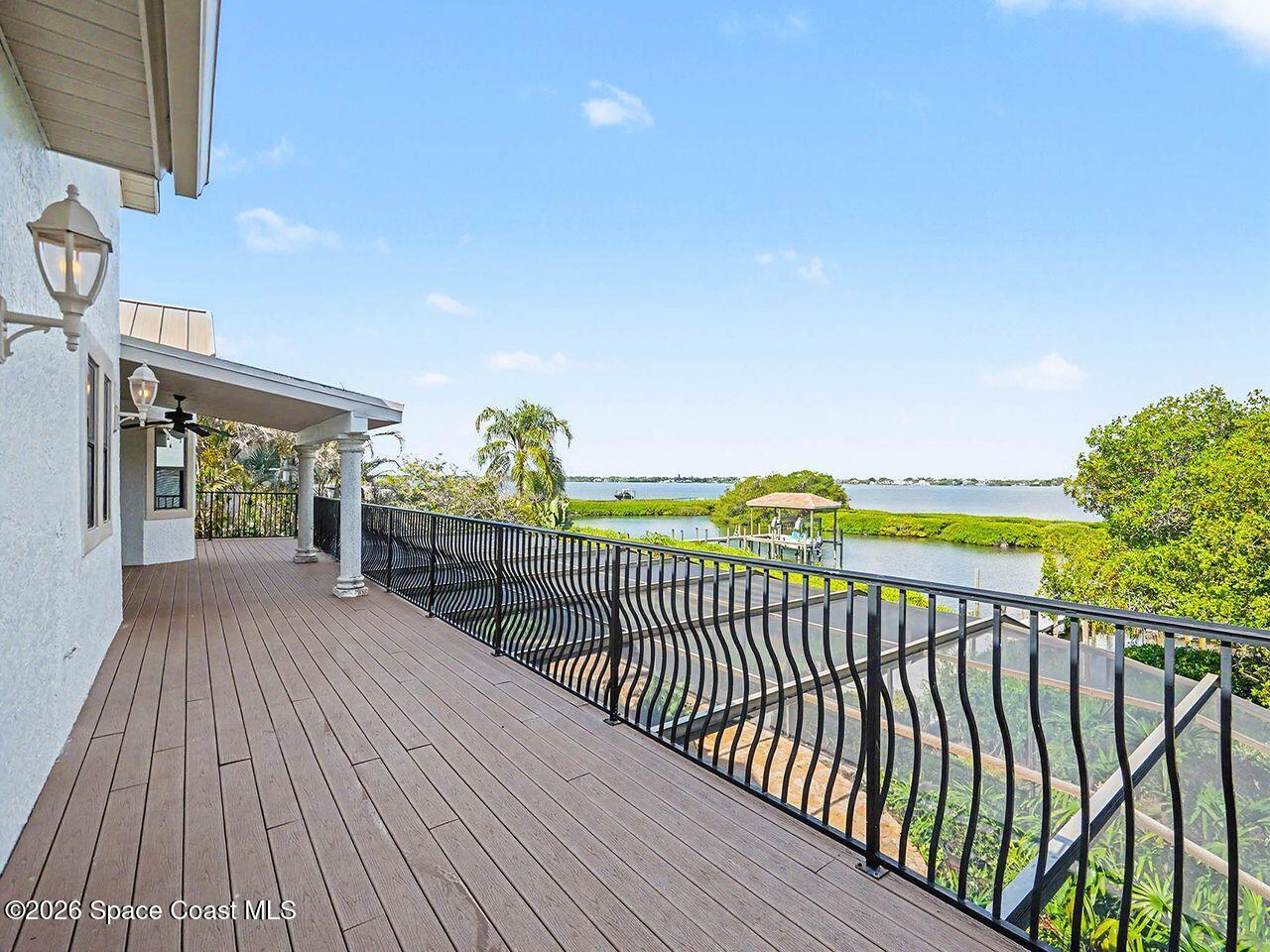 484 Lanternback Island Drive