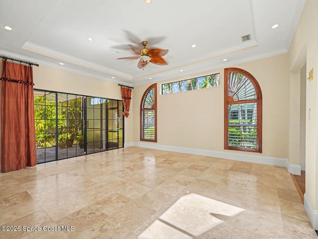 484 Lanternback Island Drive