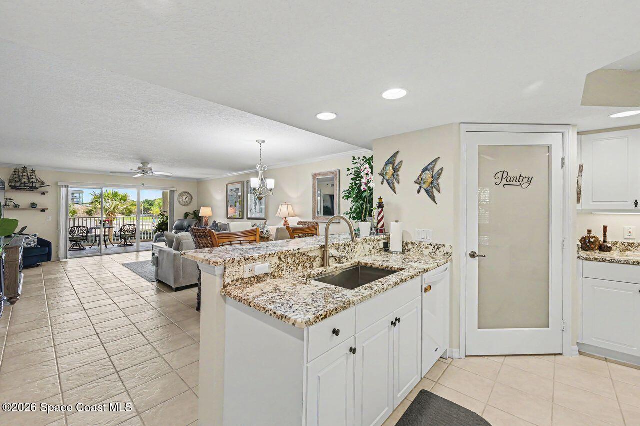 8941 Lake Drive 202
