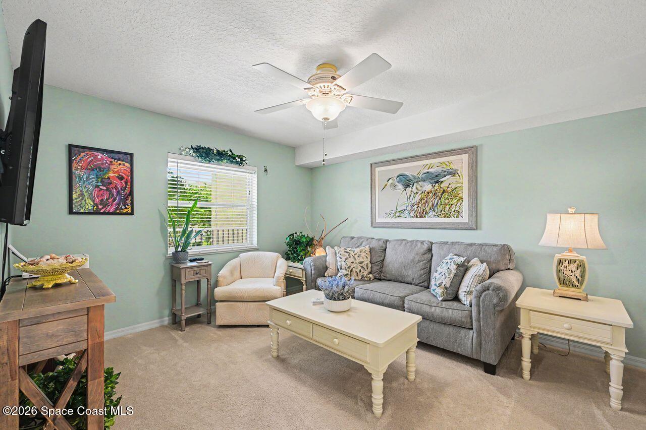 8941 Lake Drive 202