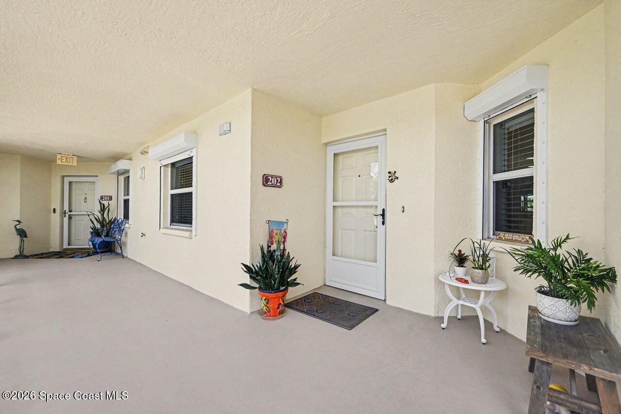 8941 Lake Drive 202