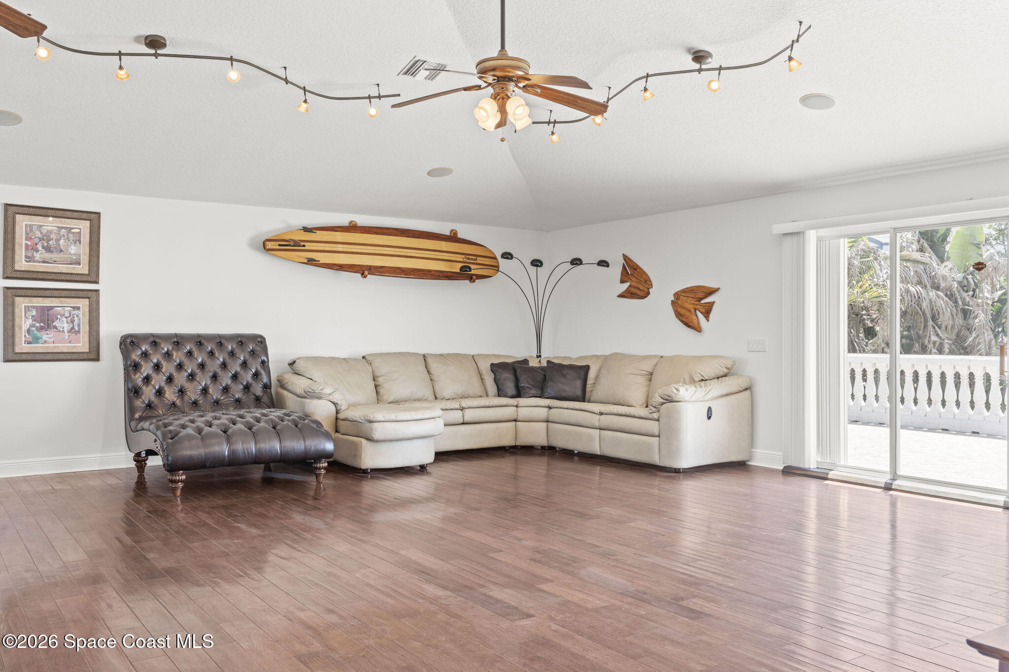 1866 Bel Court