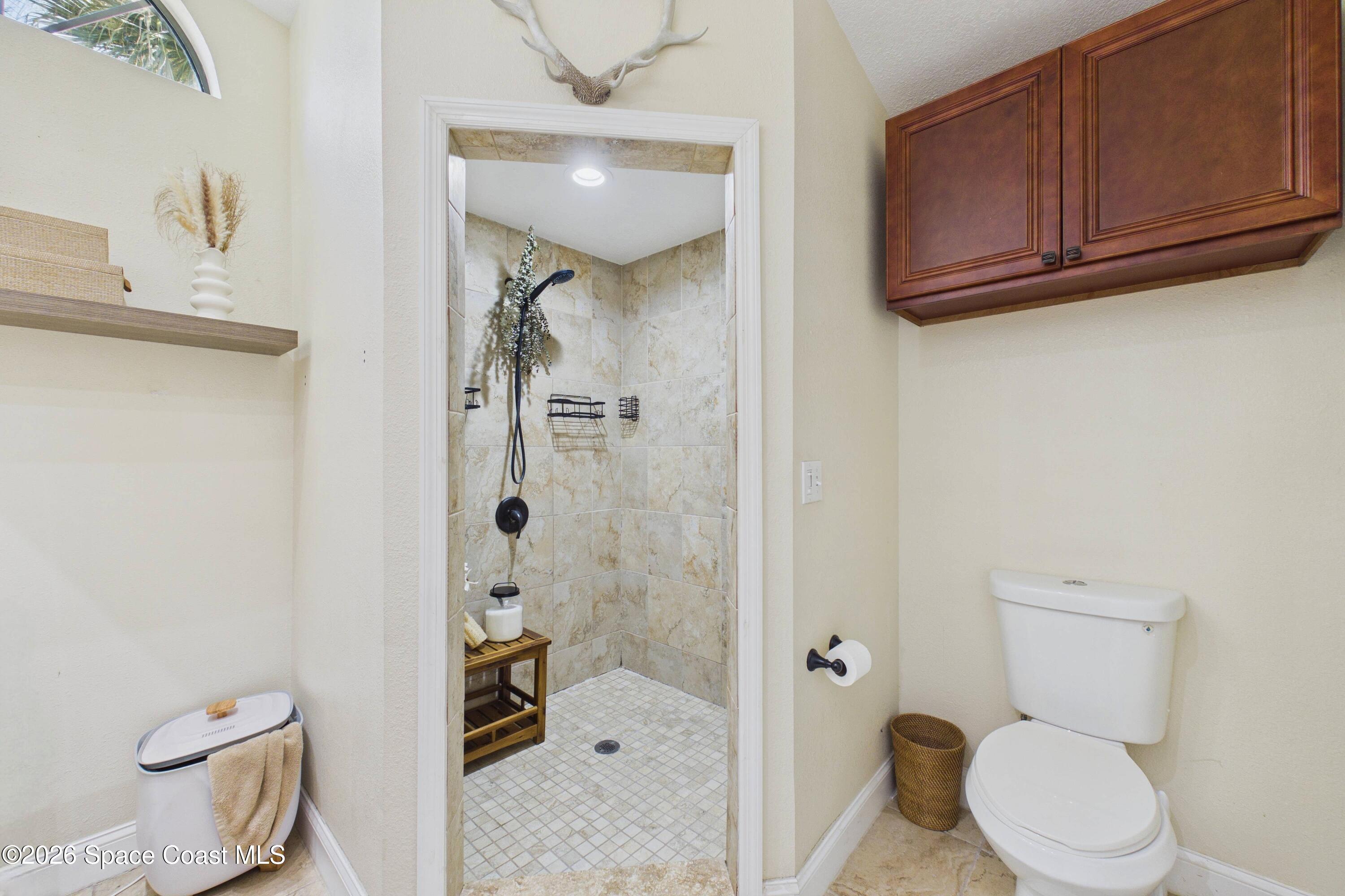 4235 Lee Hall Place