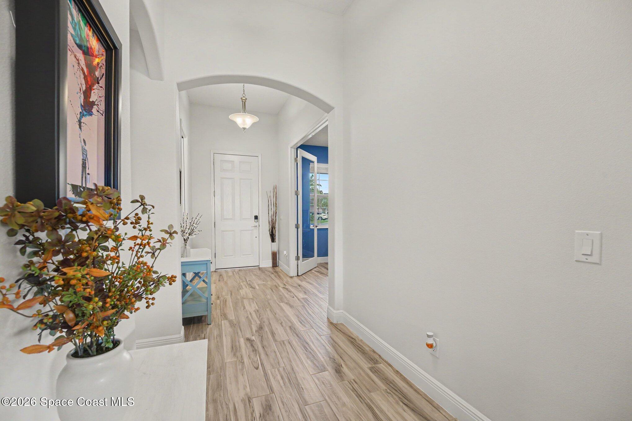 7439 Jazero Place