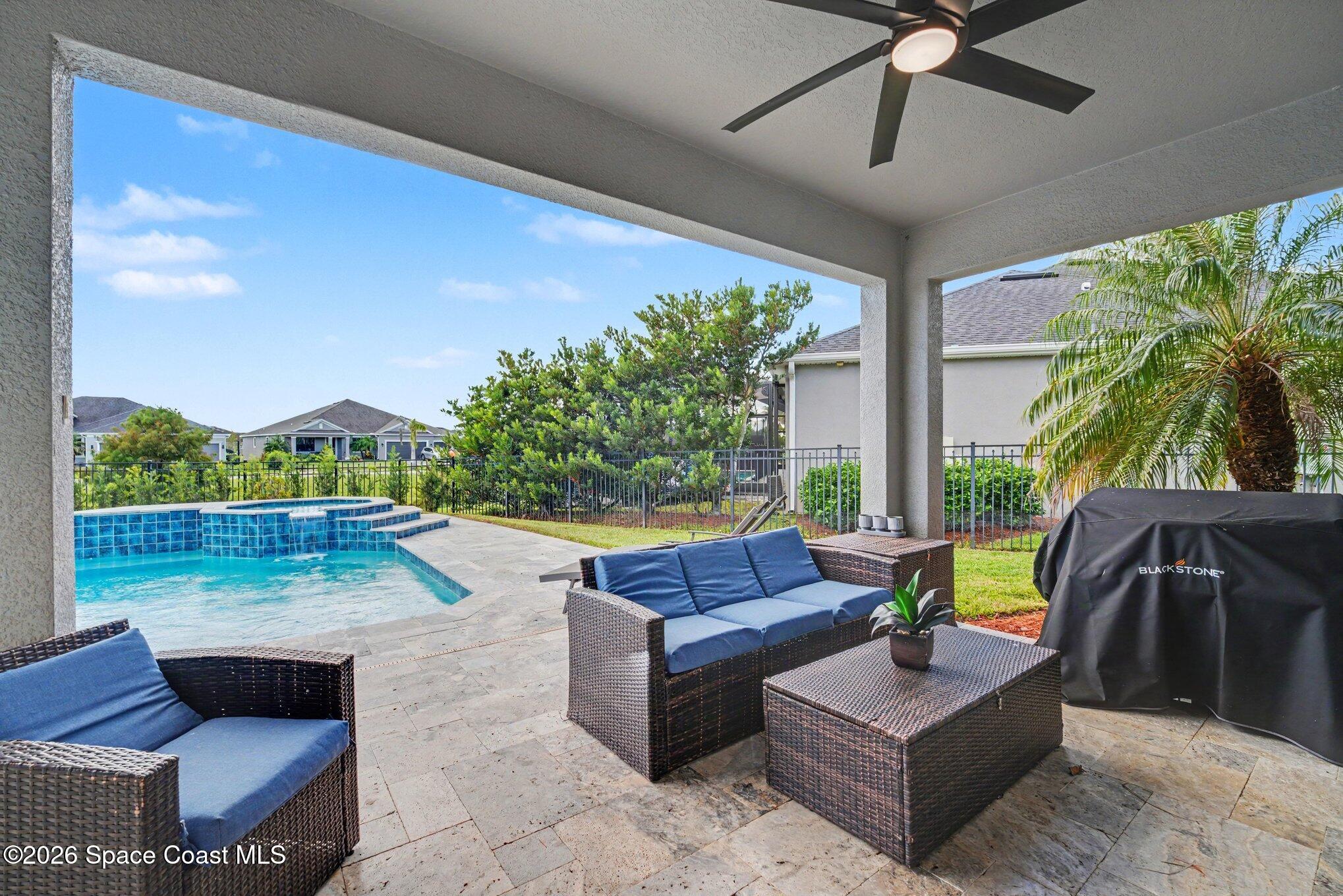 7439 Jazero Place