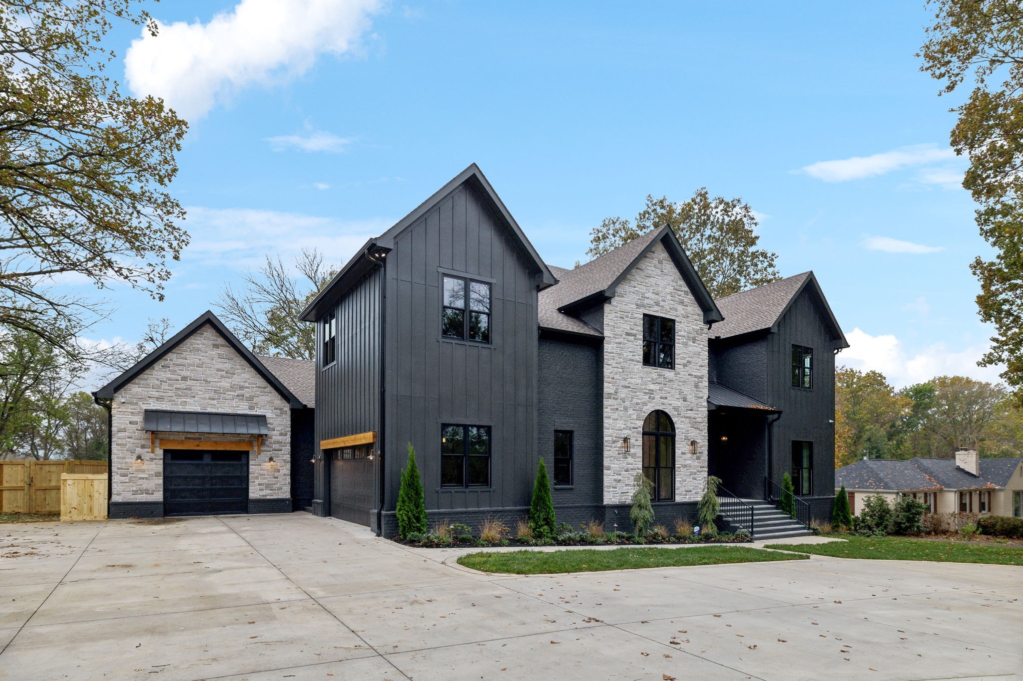 6215 Bresslyn Rd