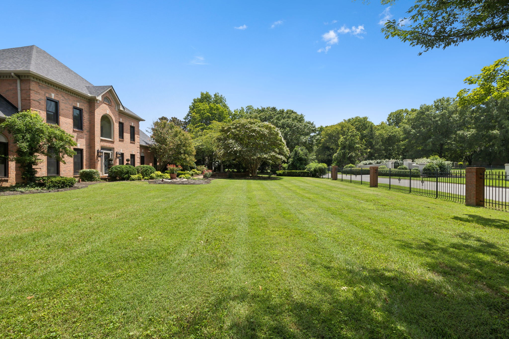 5416 McGavock Rd