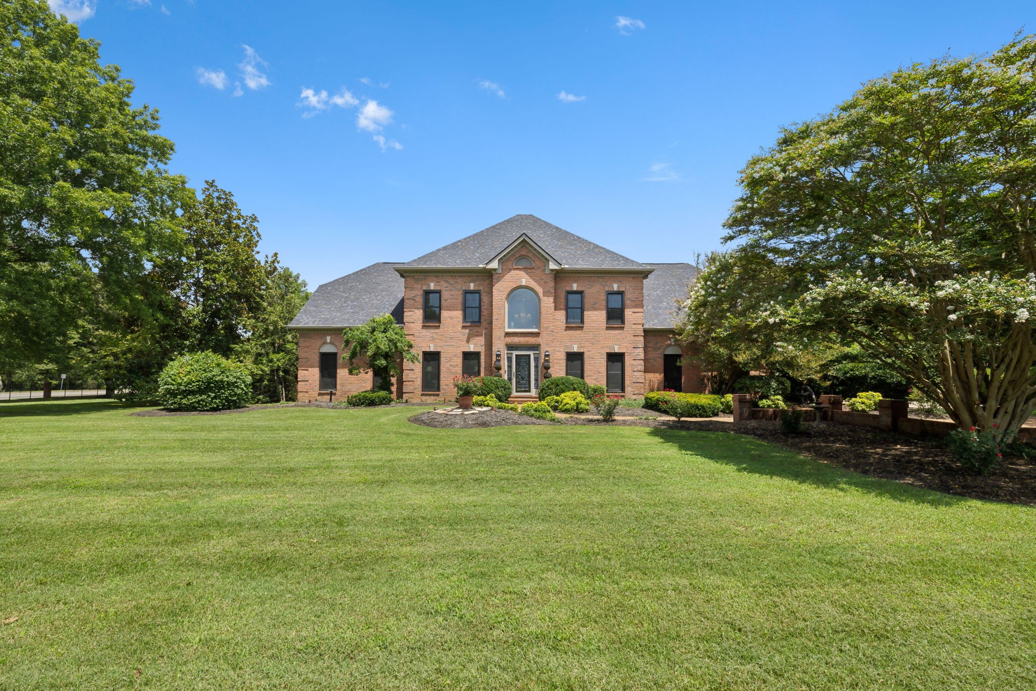 5416 McGavock Rd