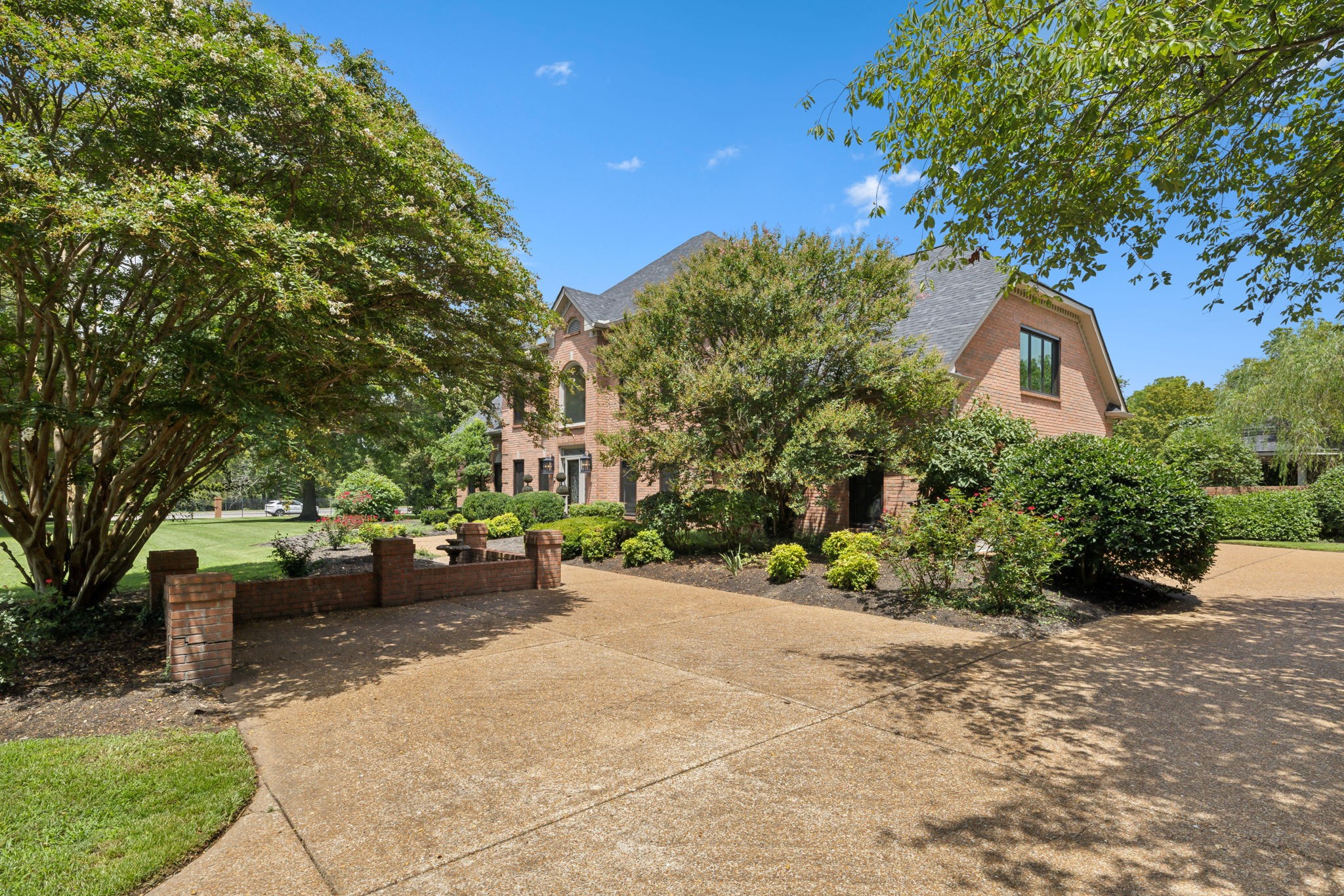 5416 McGavock Rd