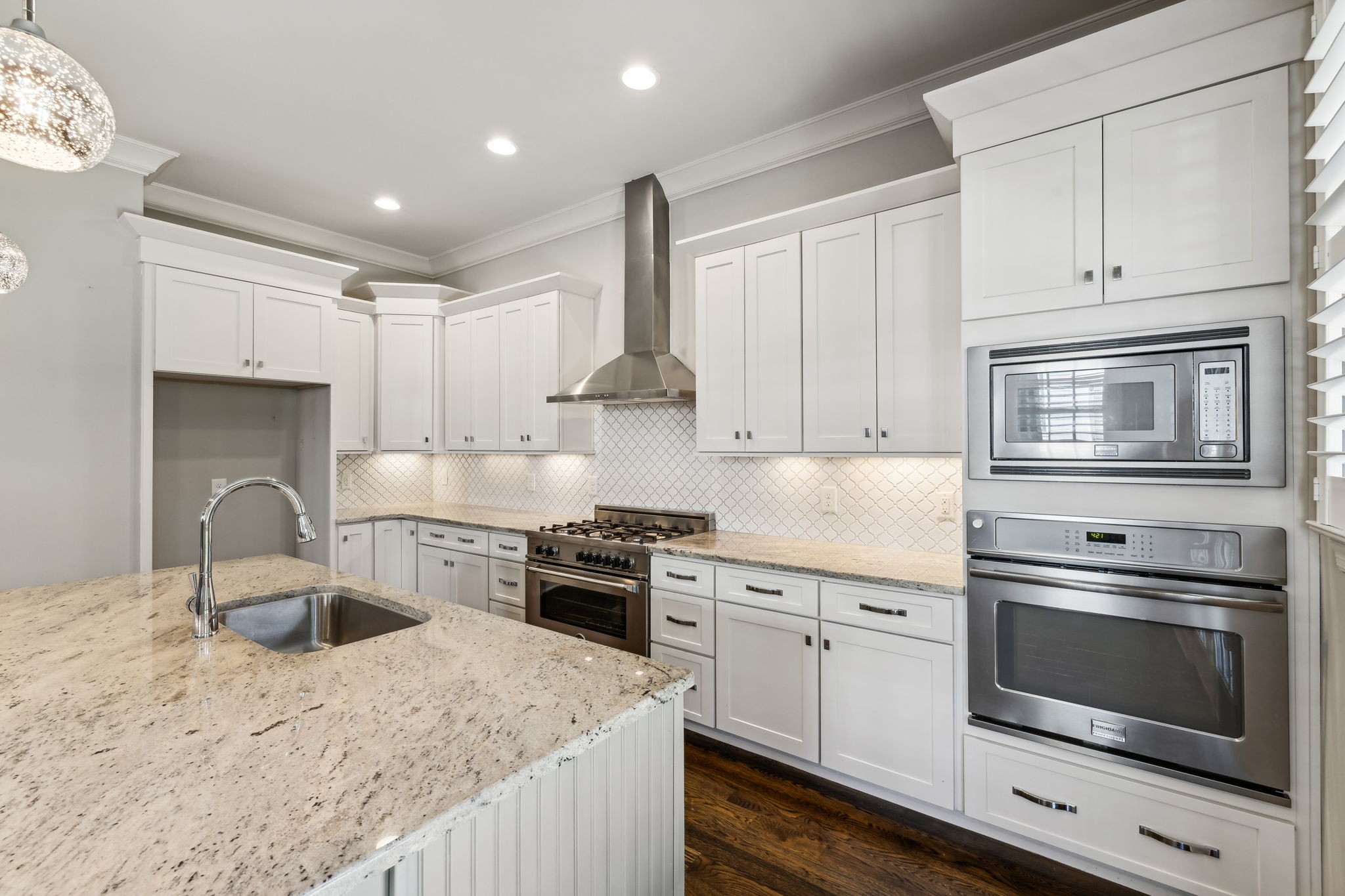 2032 Castleman Dr Unit: A