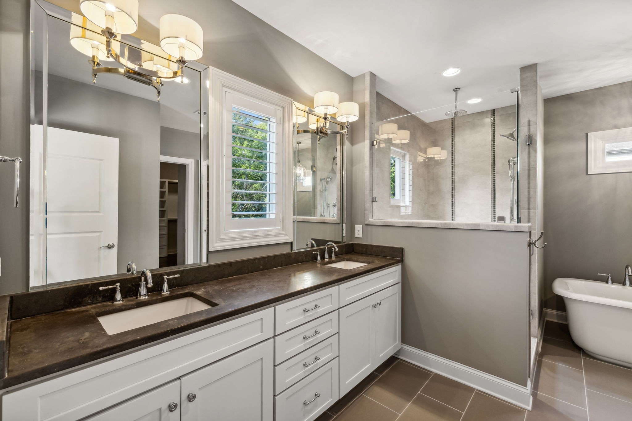 2032 Castleman Dr Unit: A