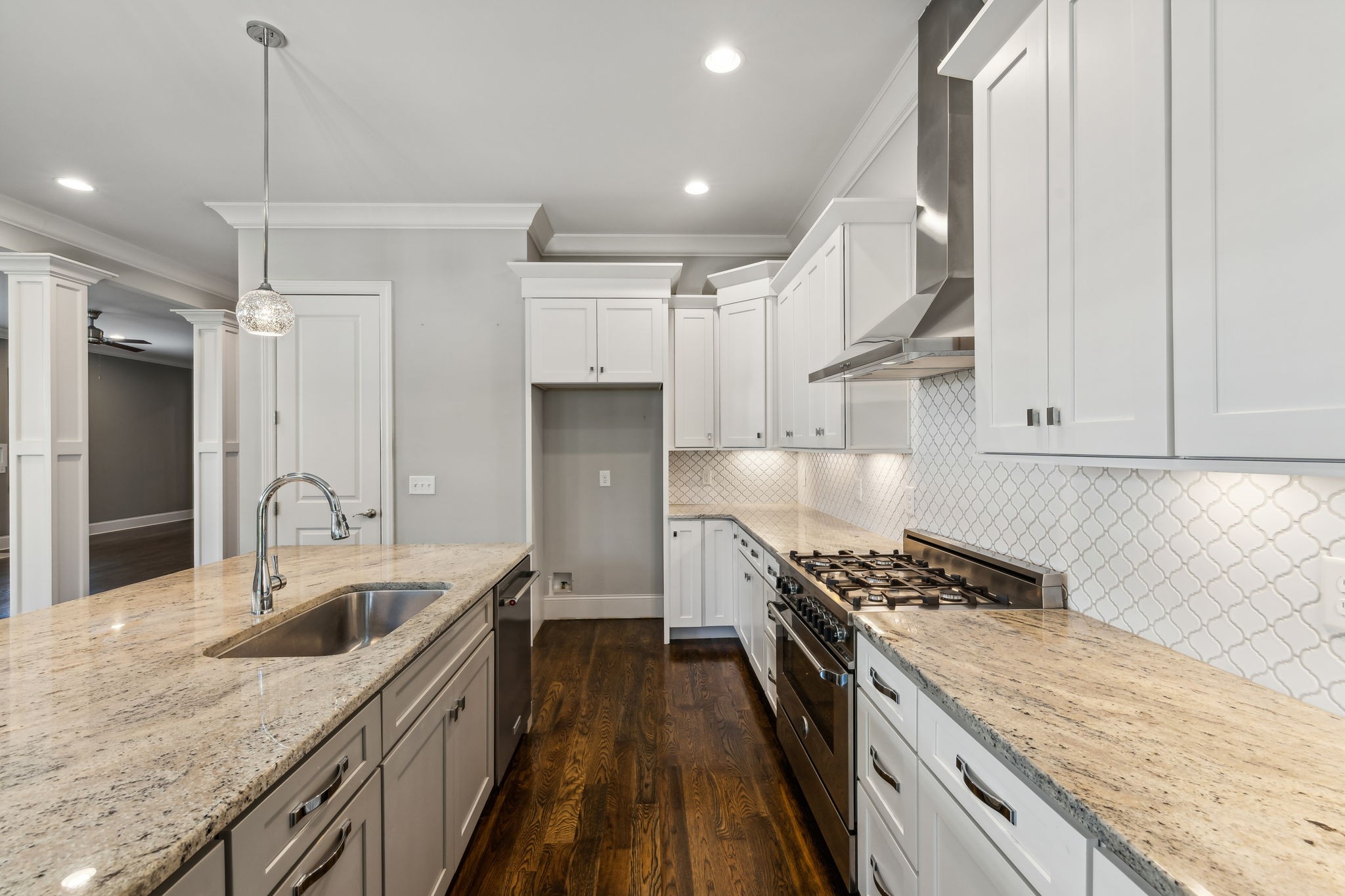 2032 Castleman Dr Unit: A
