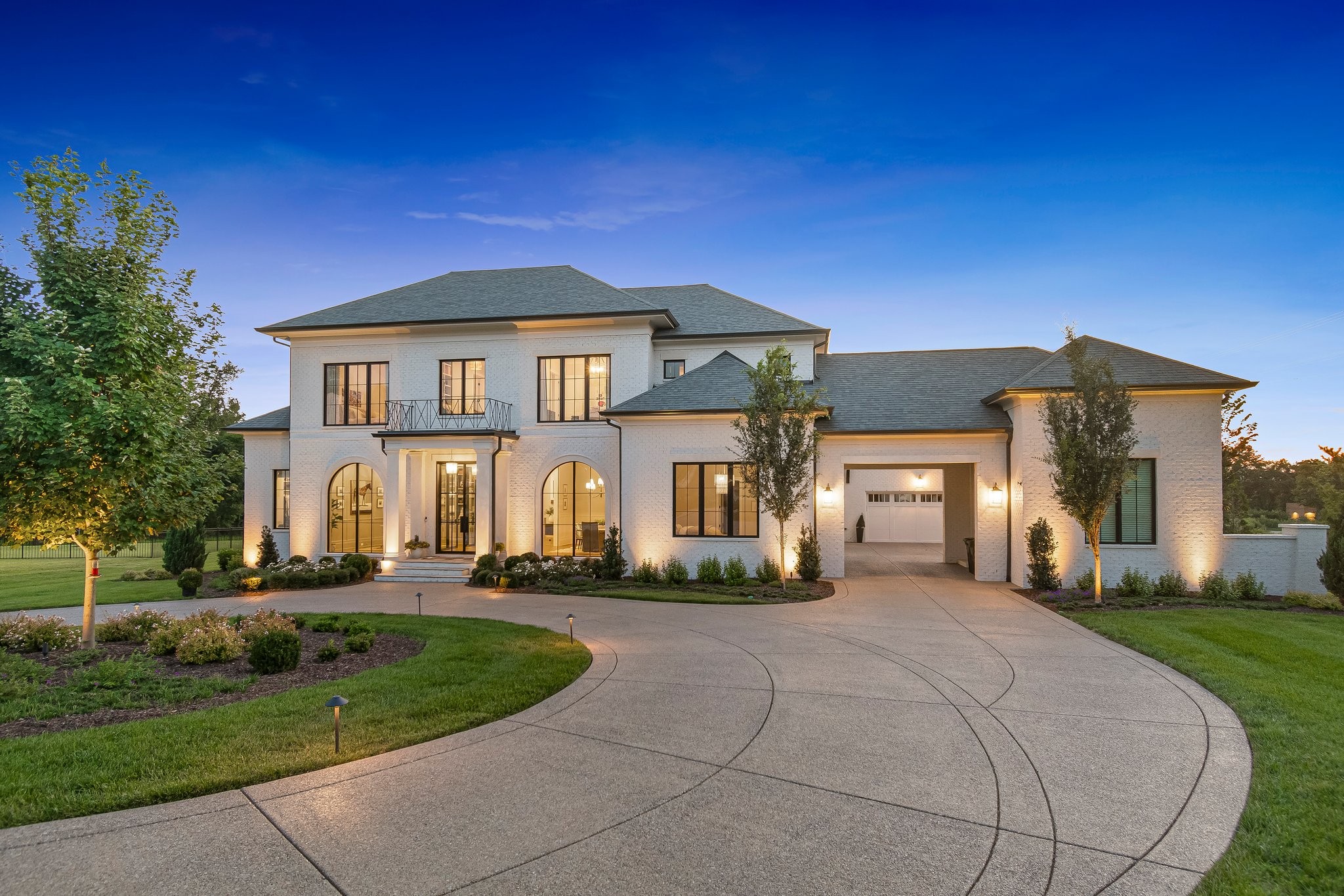 9267 Fordham Dr
