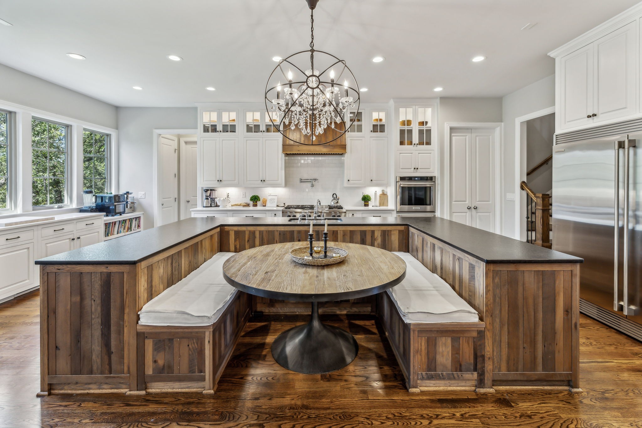 1517 Registry Row