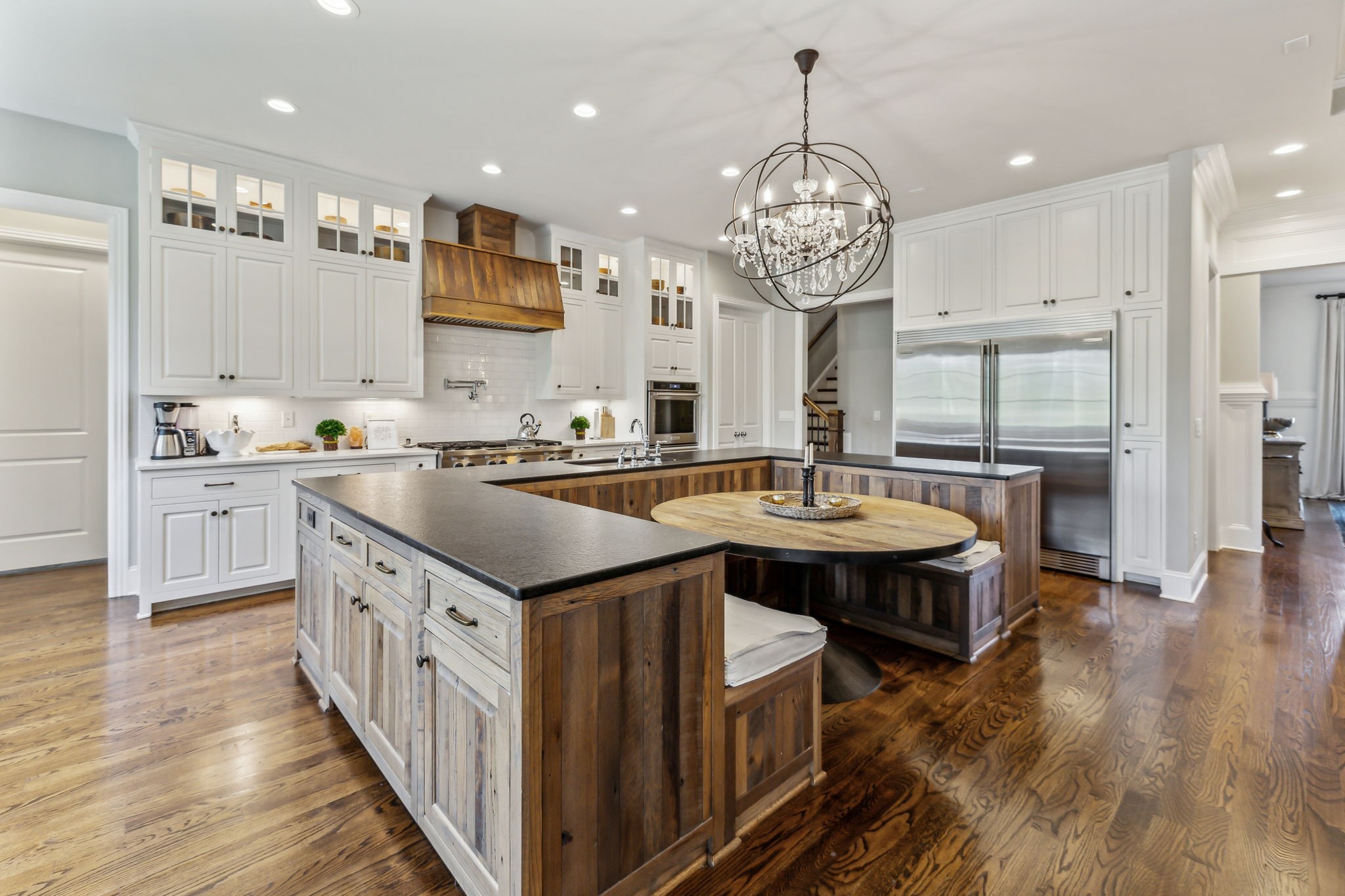 1517 Registry Row