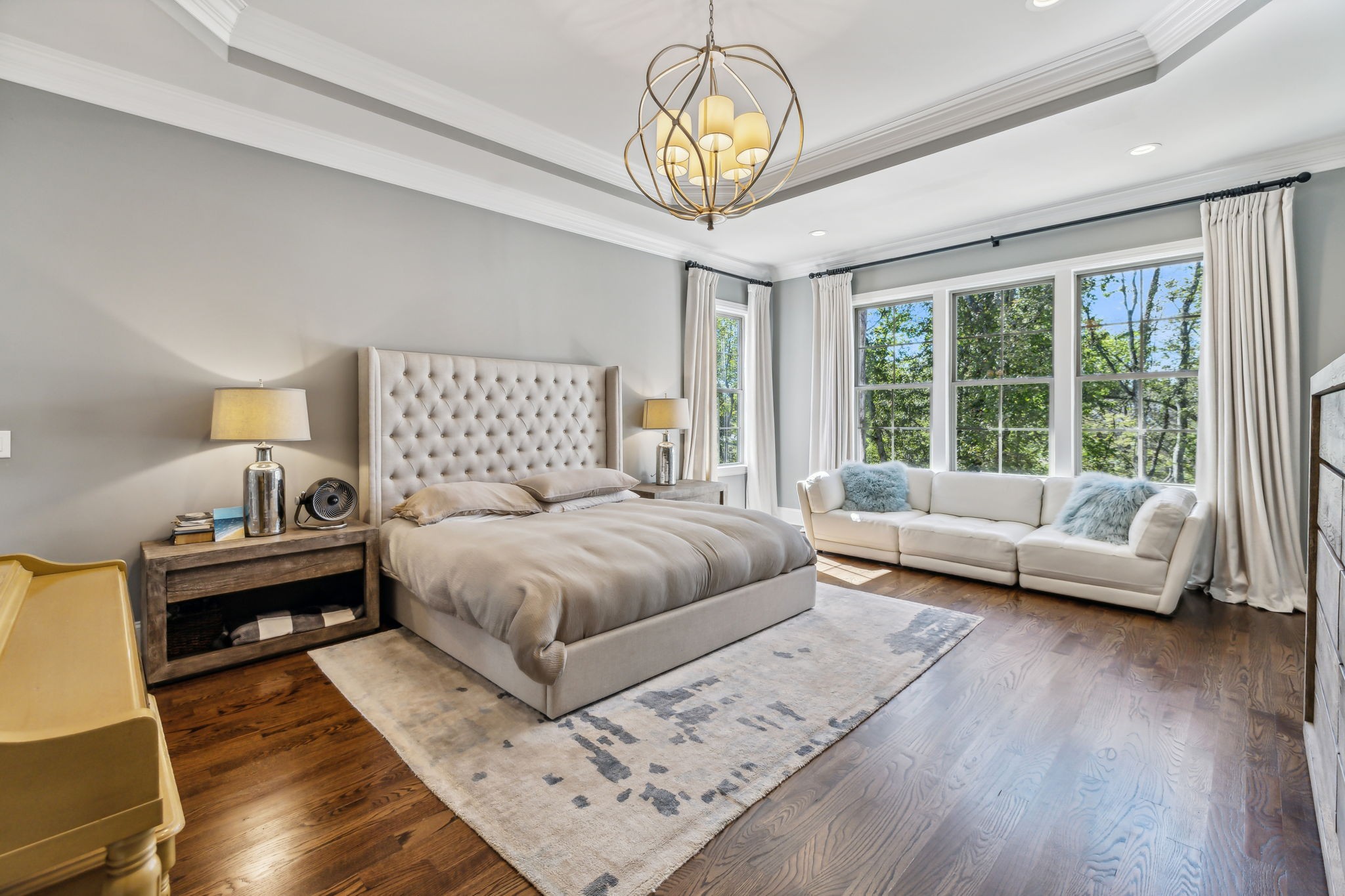 1517 Registry Row