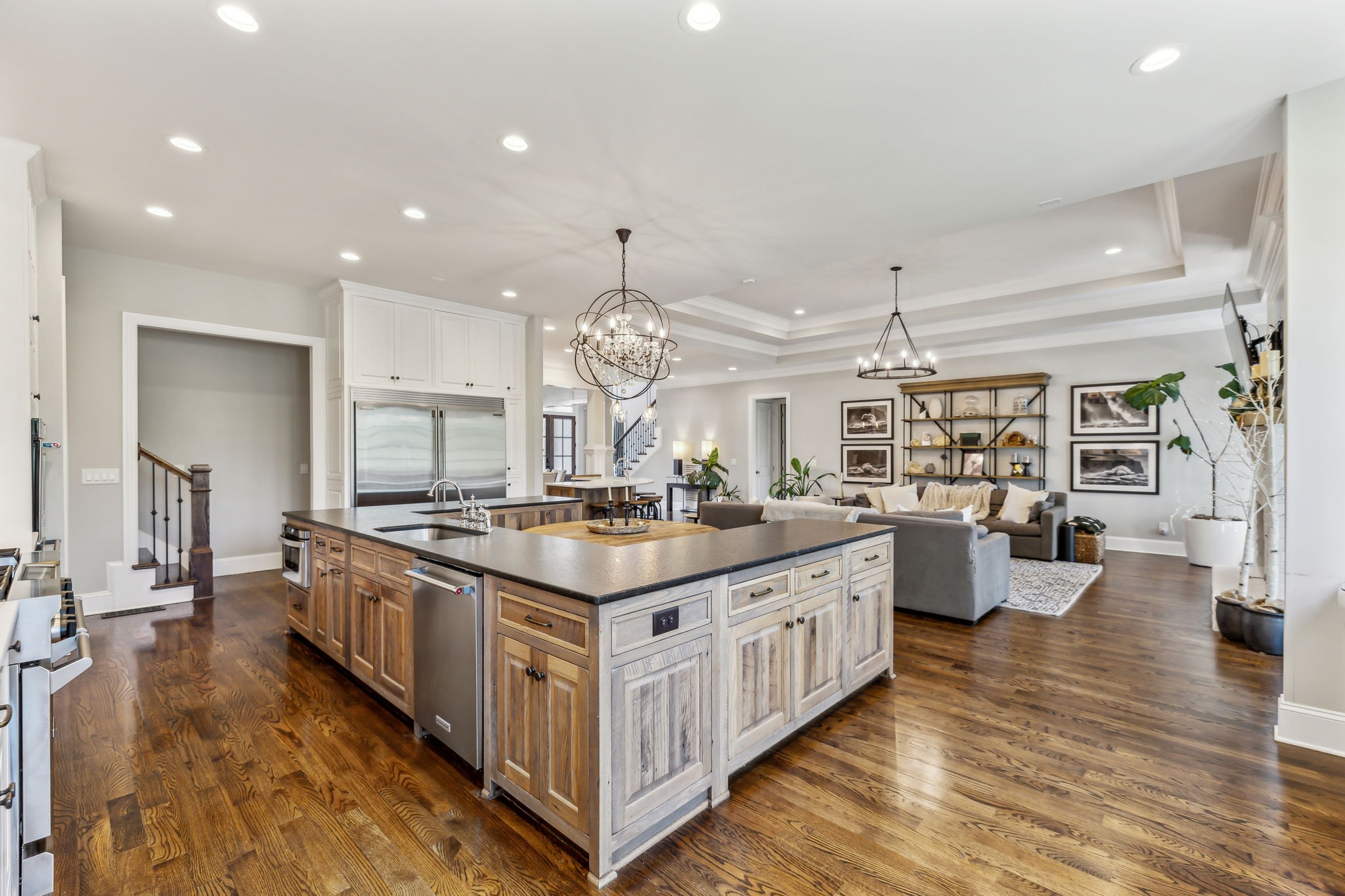 1517 Registry Row