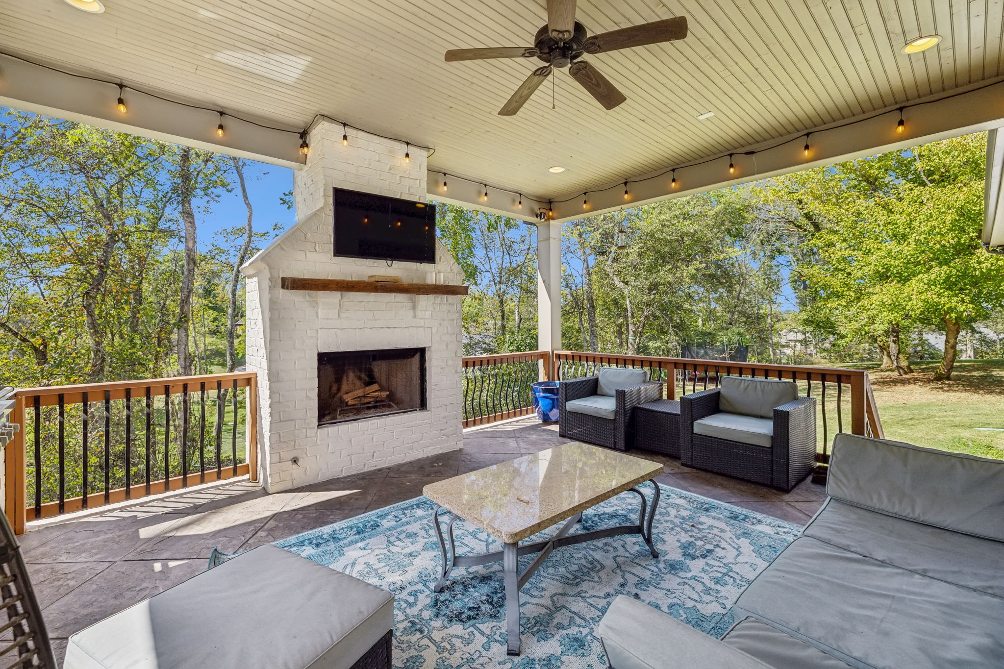 1517 Registry Row