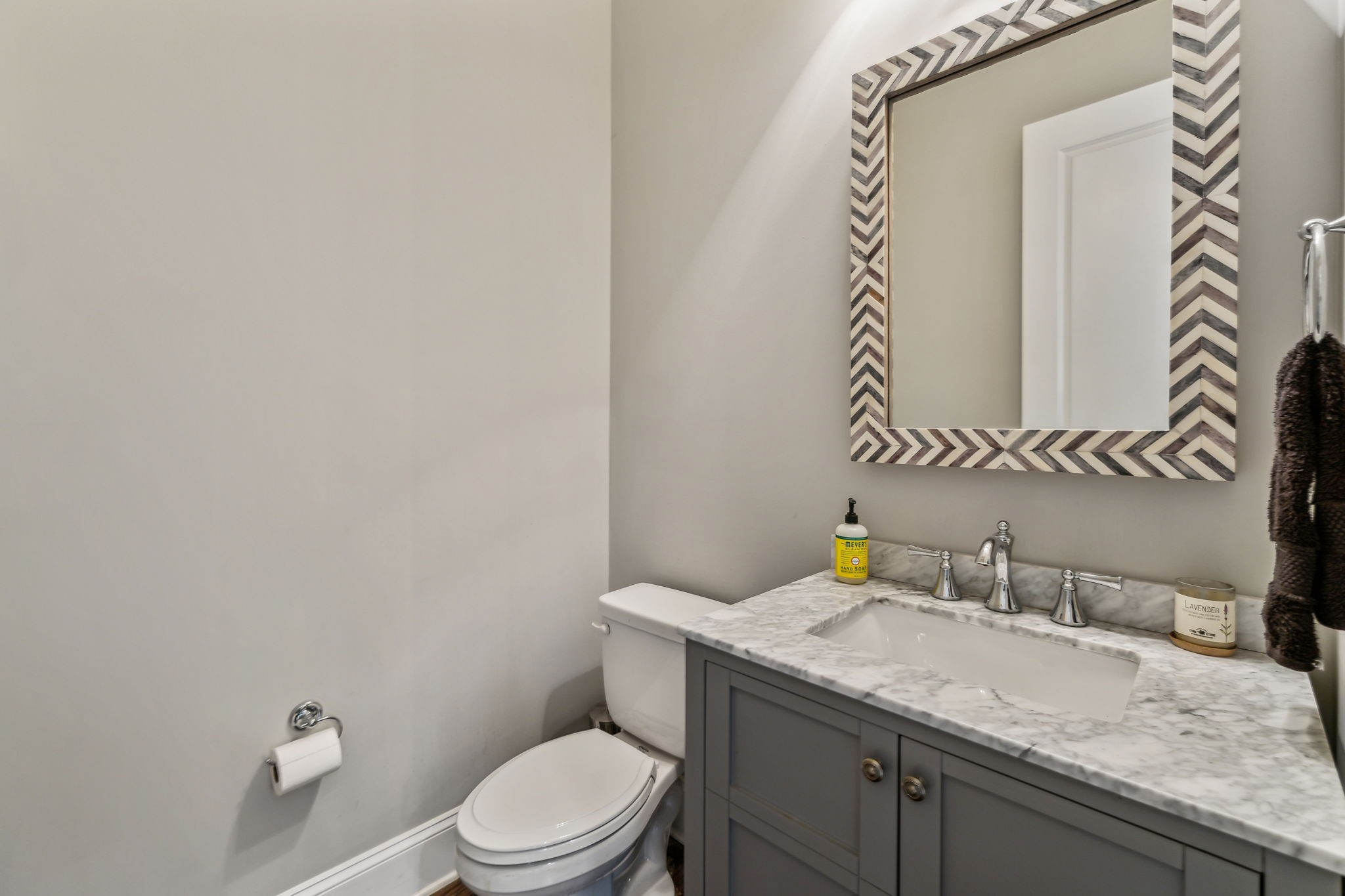 1517 Registry Row