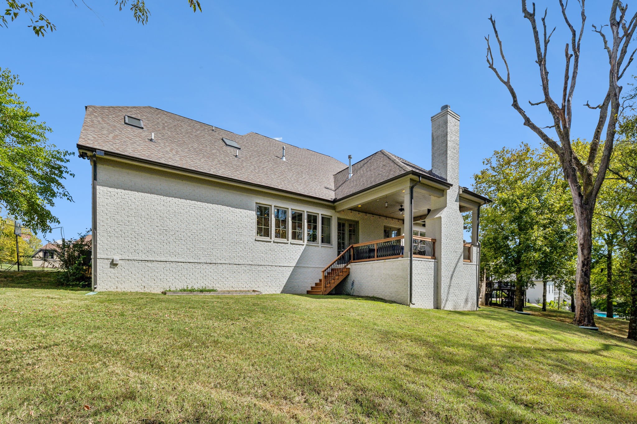 1517 Registry Row
