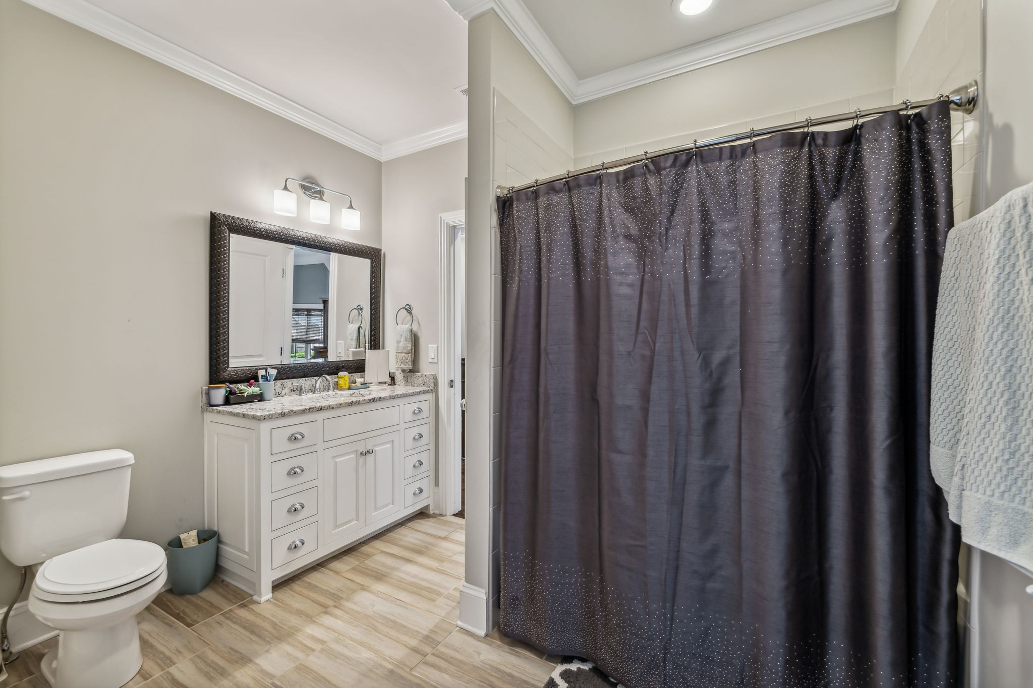 1517 Registry Row