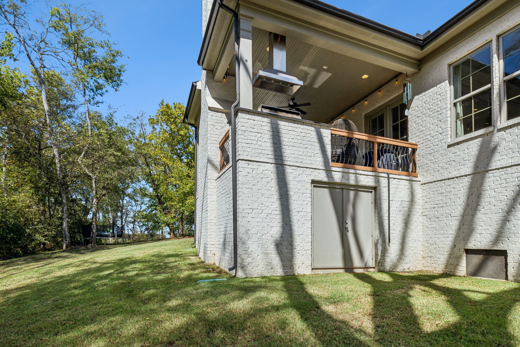 1517 Registry Row