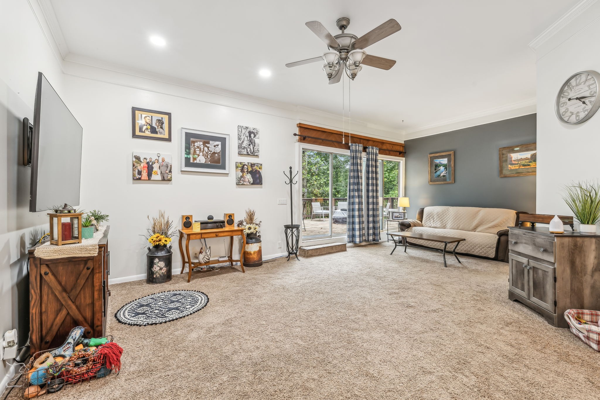 2727 Greer Rd