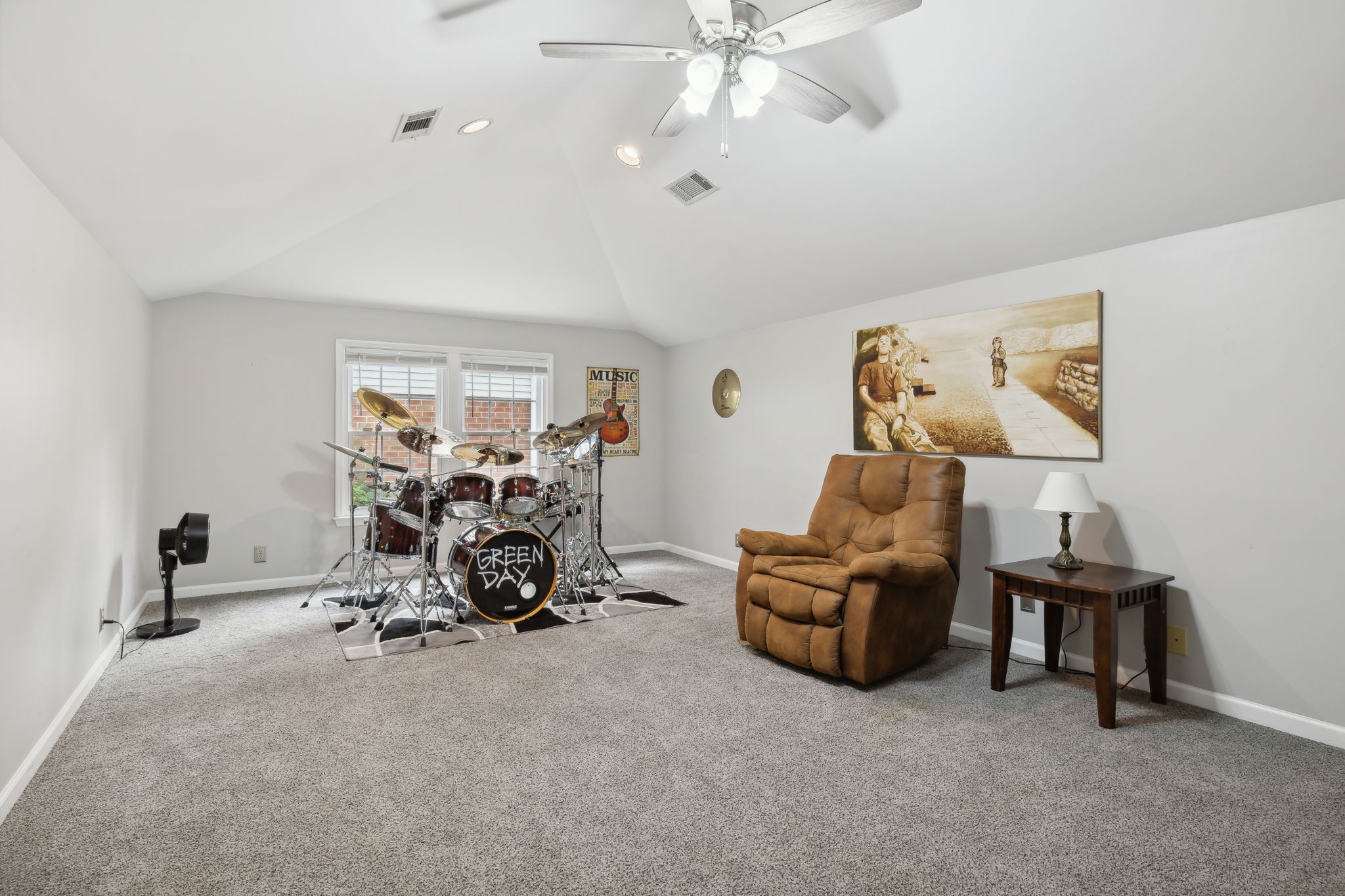 4301 Oakcrest Ln