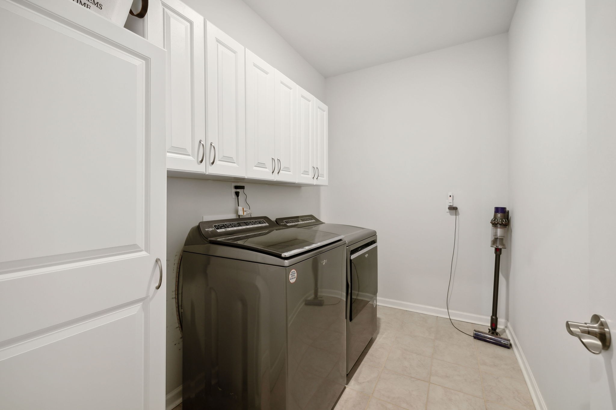 3421 Hattie Ln