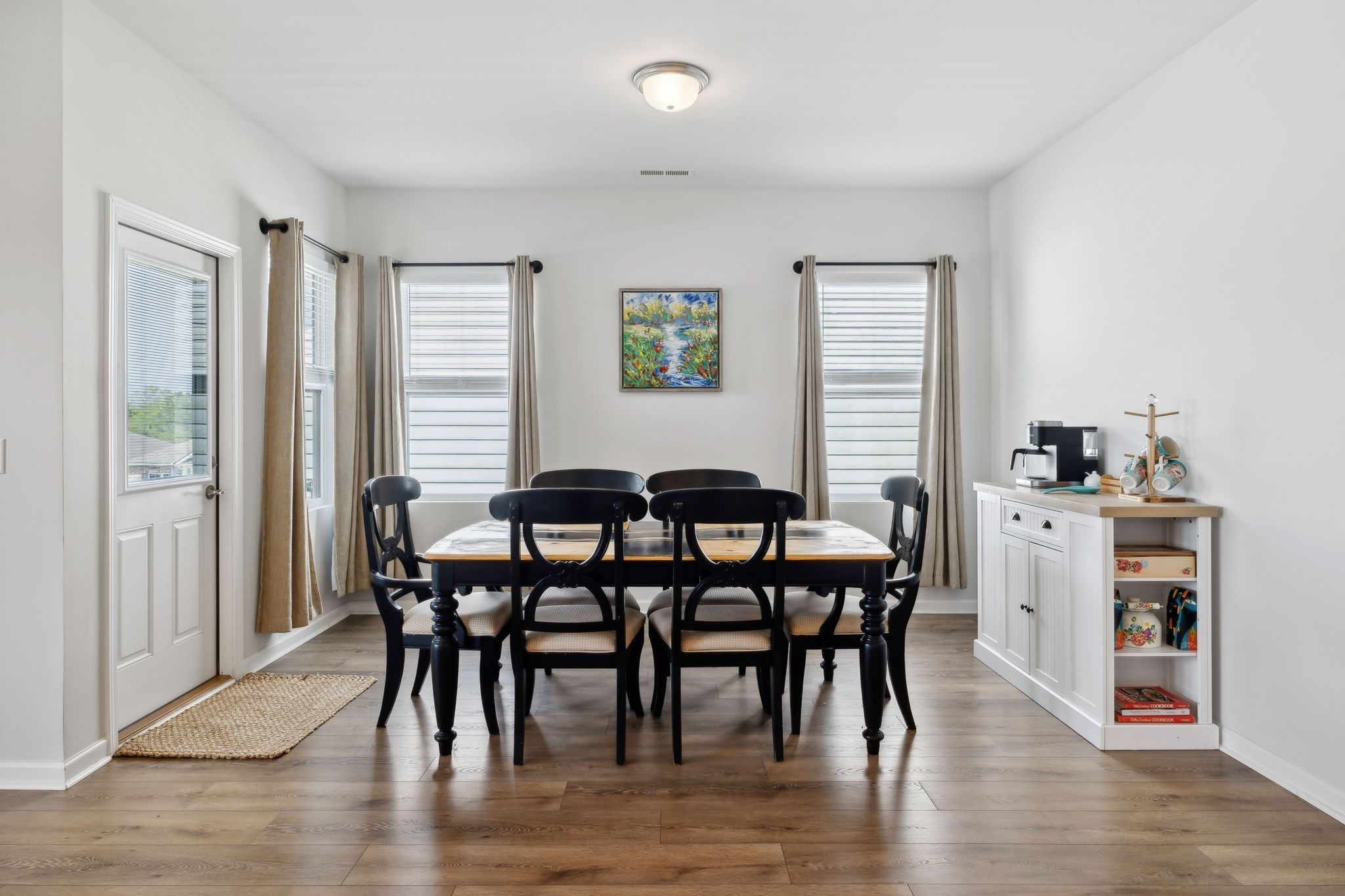 3421 Hattie Ln