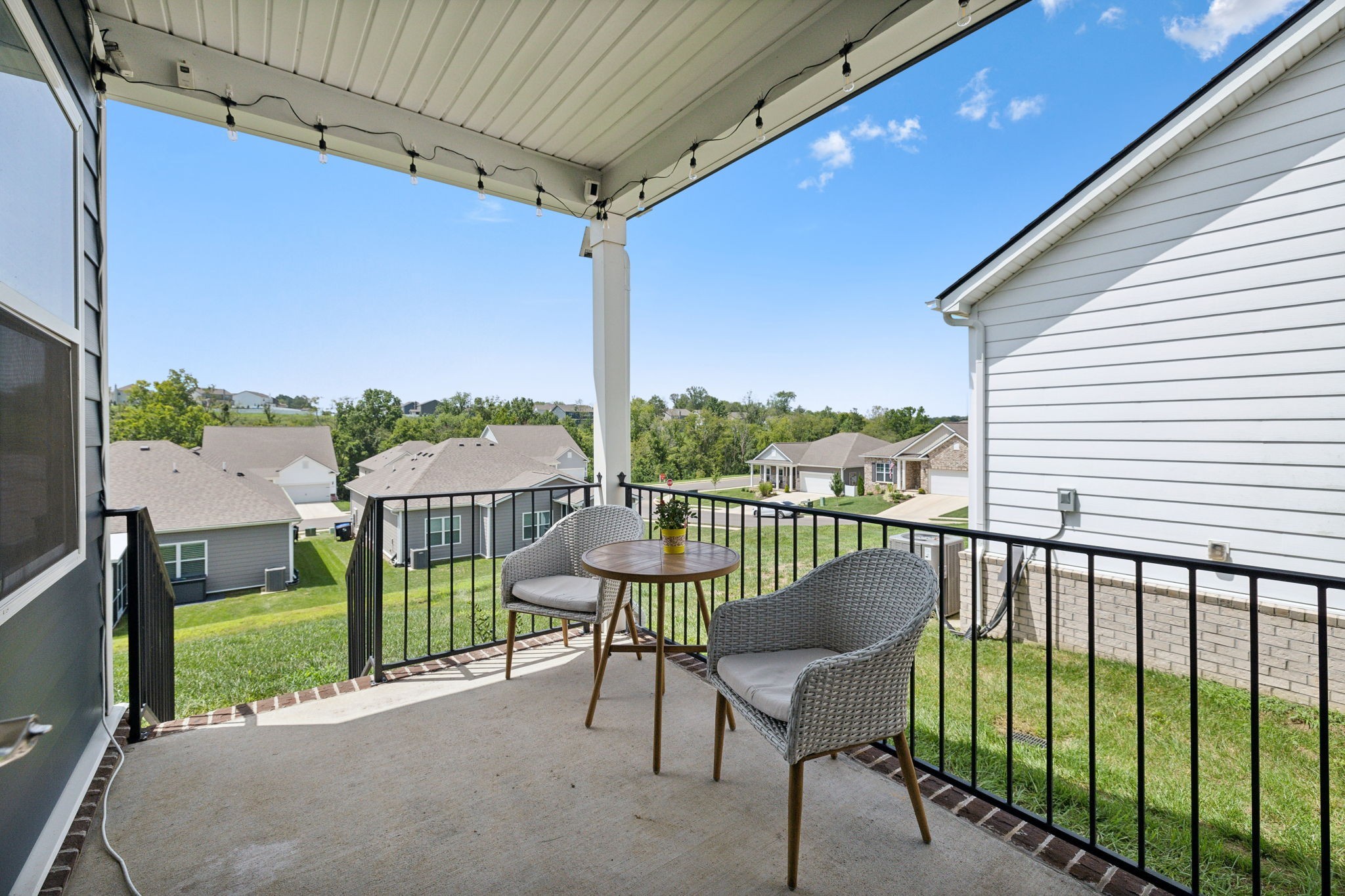 3421 Hattie Ln
