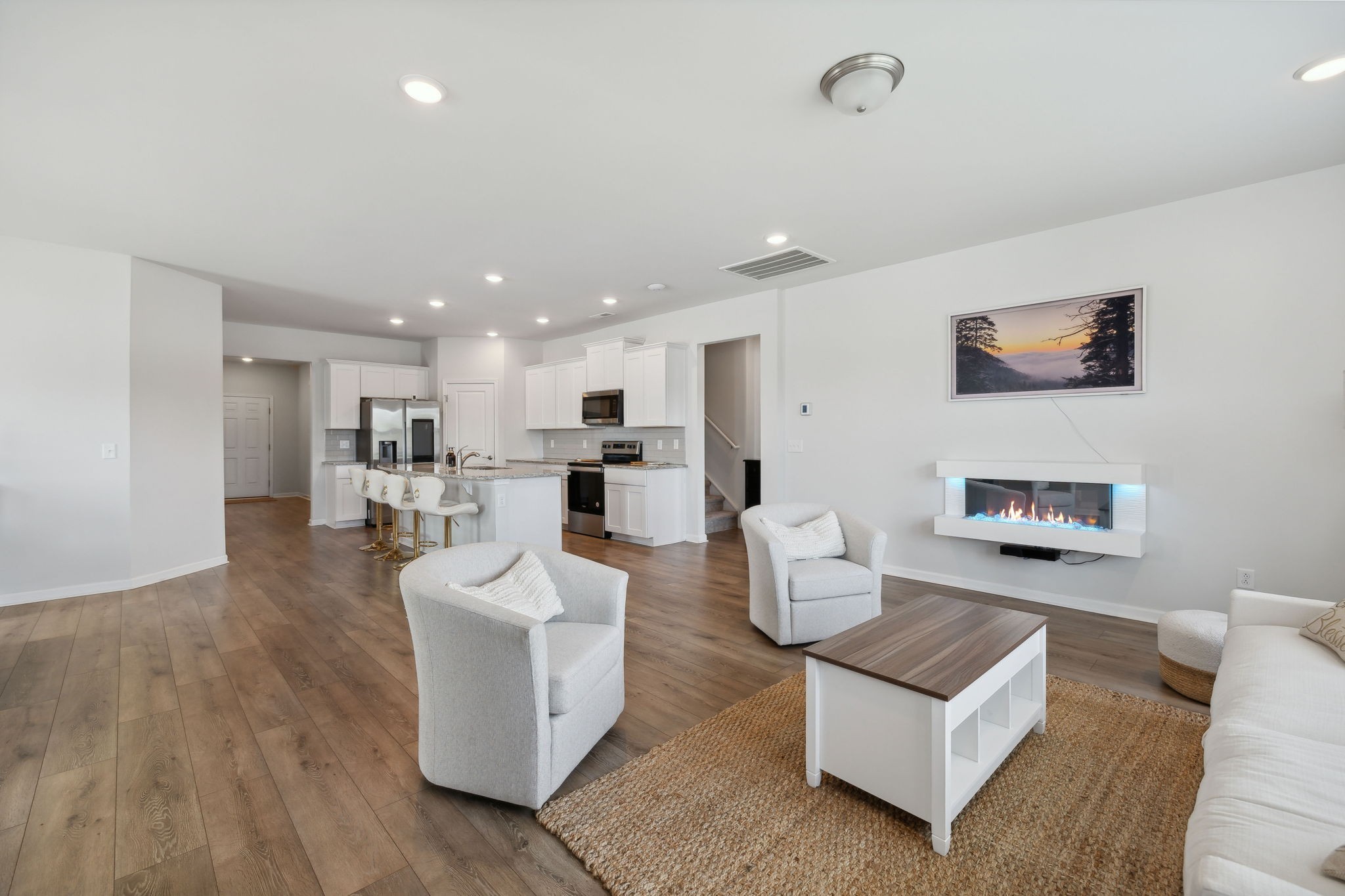 3421 Hattie Ln