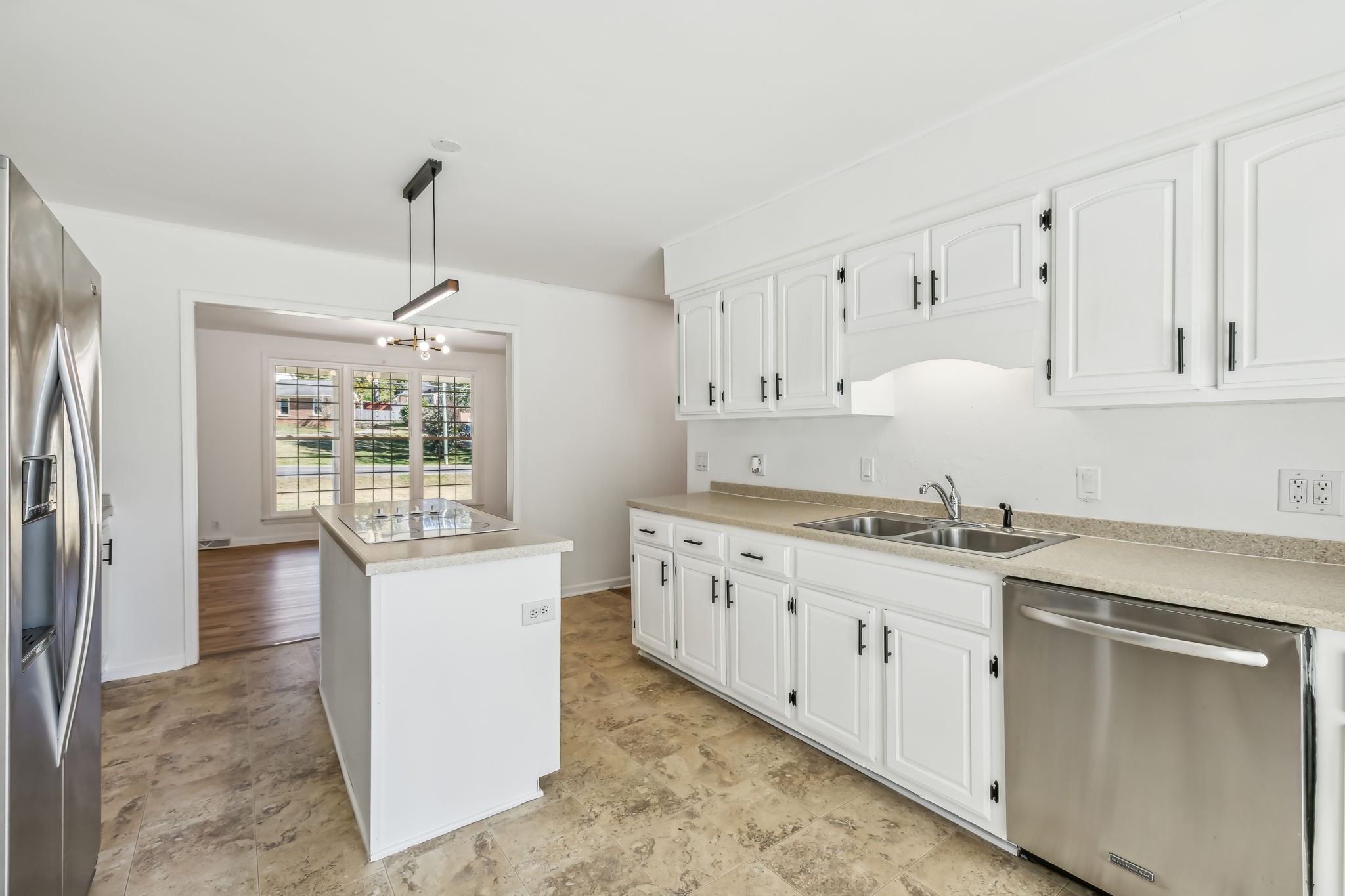 132 East Dr