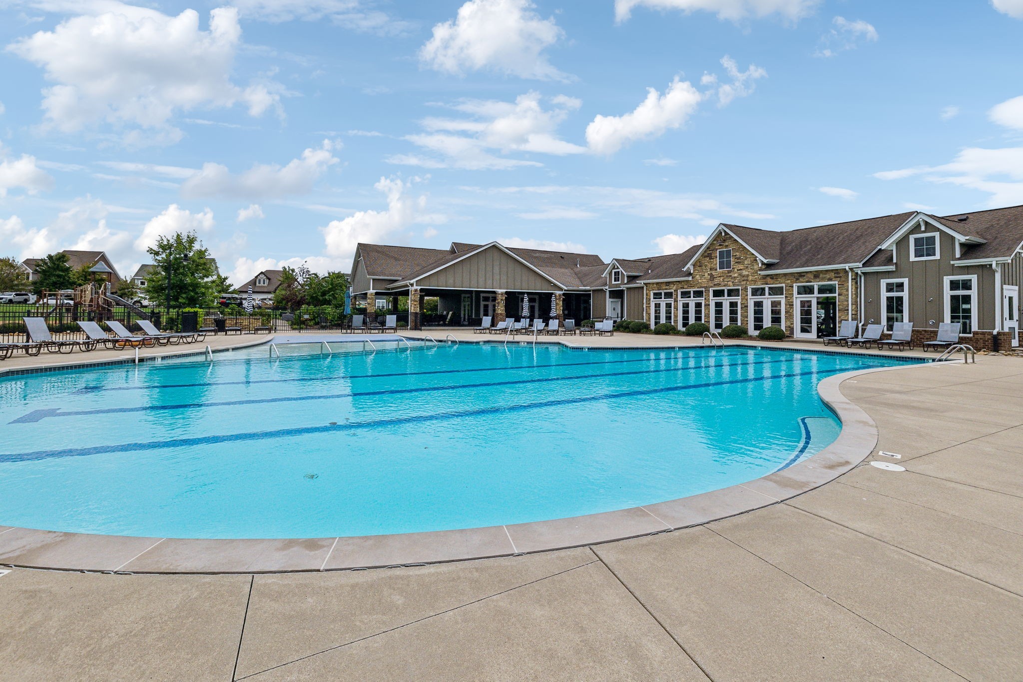 814 Cherry Grove Dr