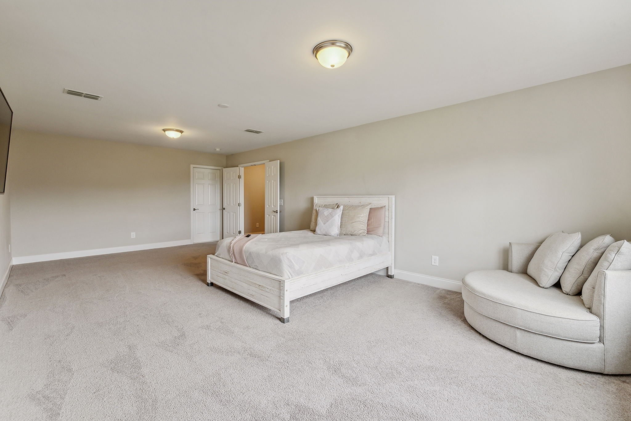 814 Cherry Grove Dr