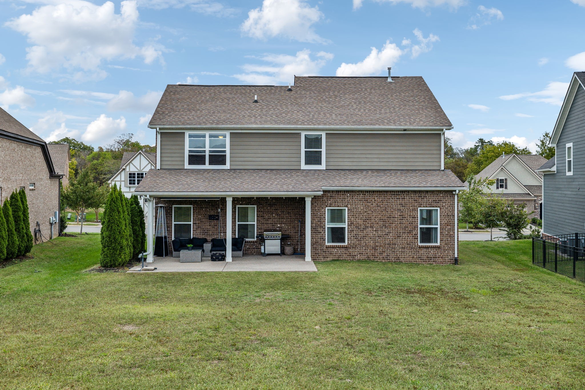 814 Cherry Grove Dr