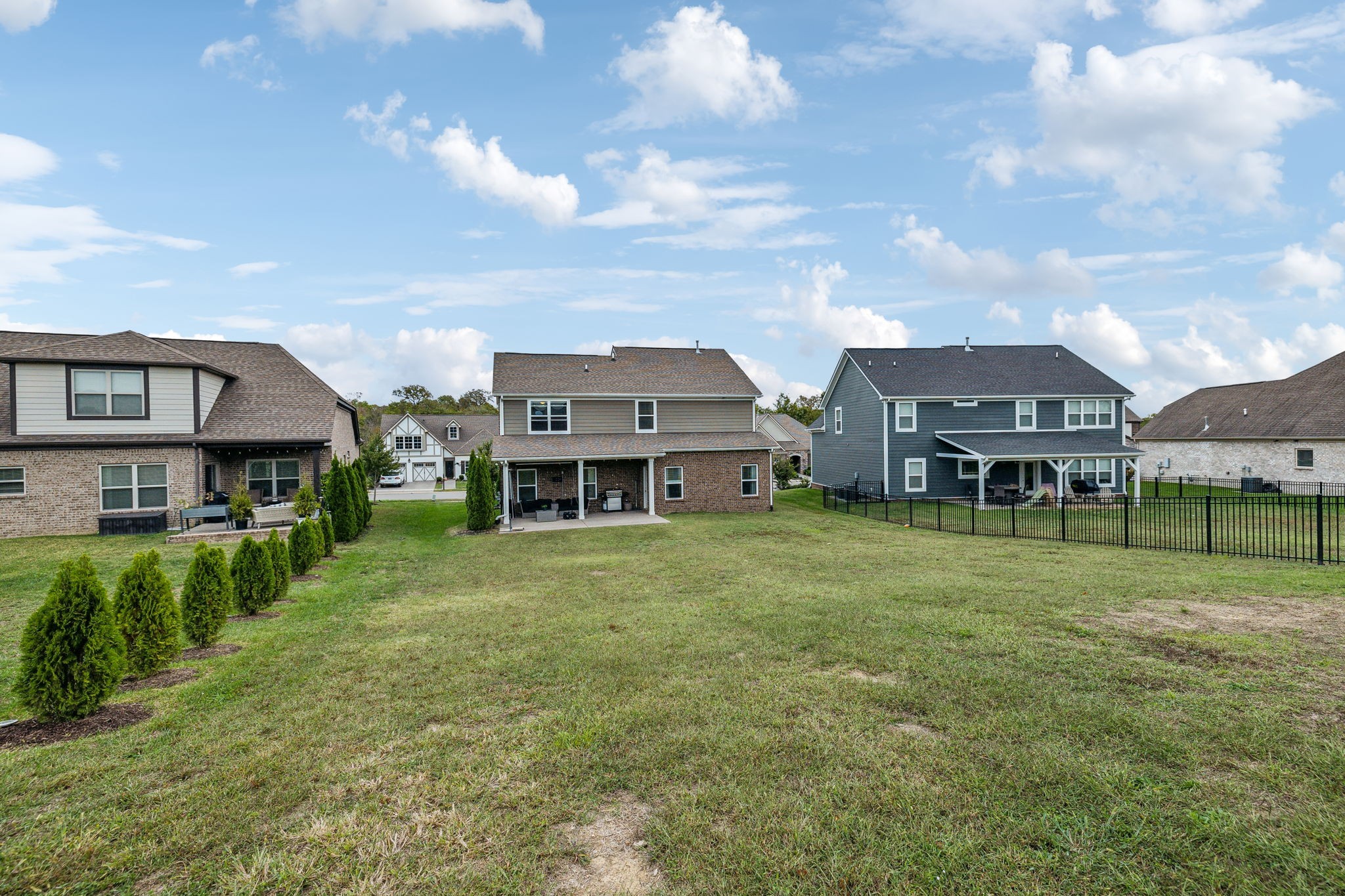 814 Cherry Grove Dr