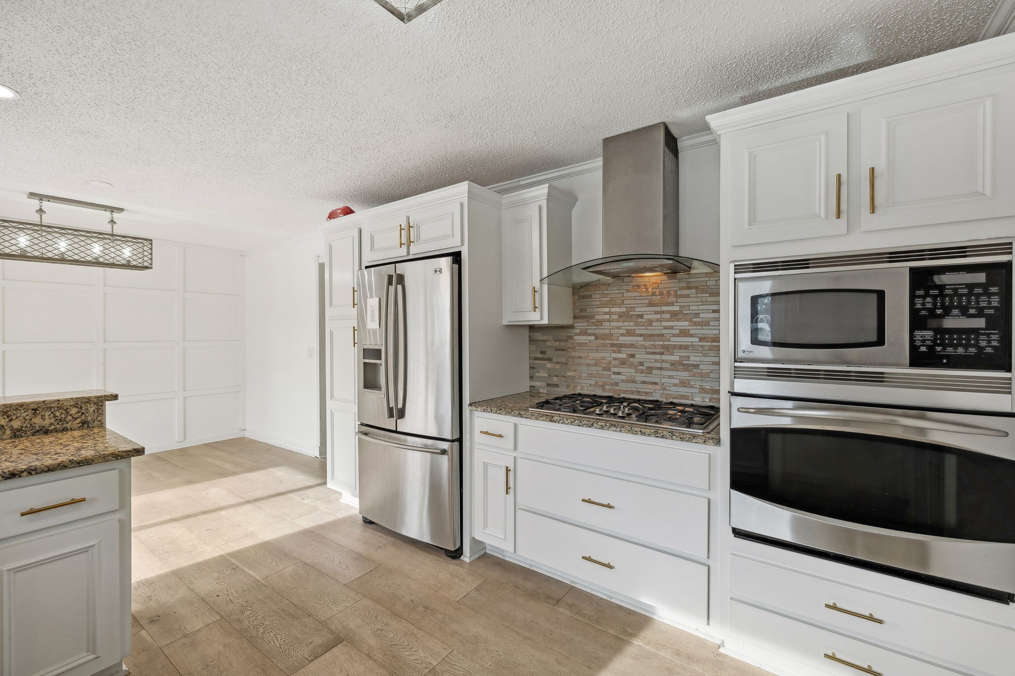 101 Hankins Dr