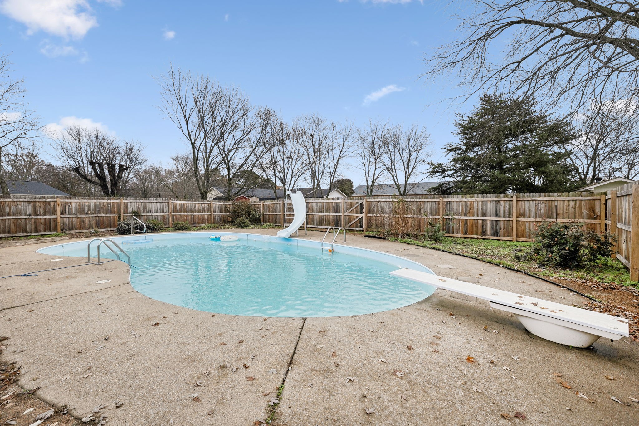 101 Hankins Dr