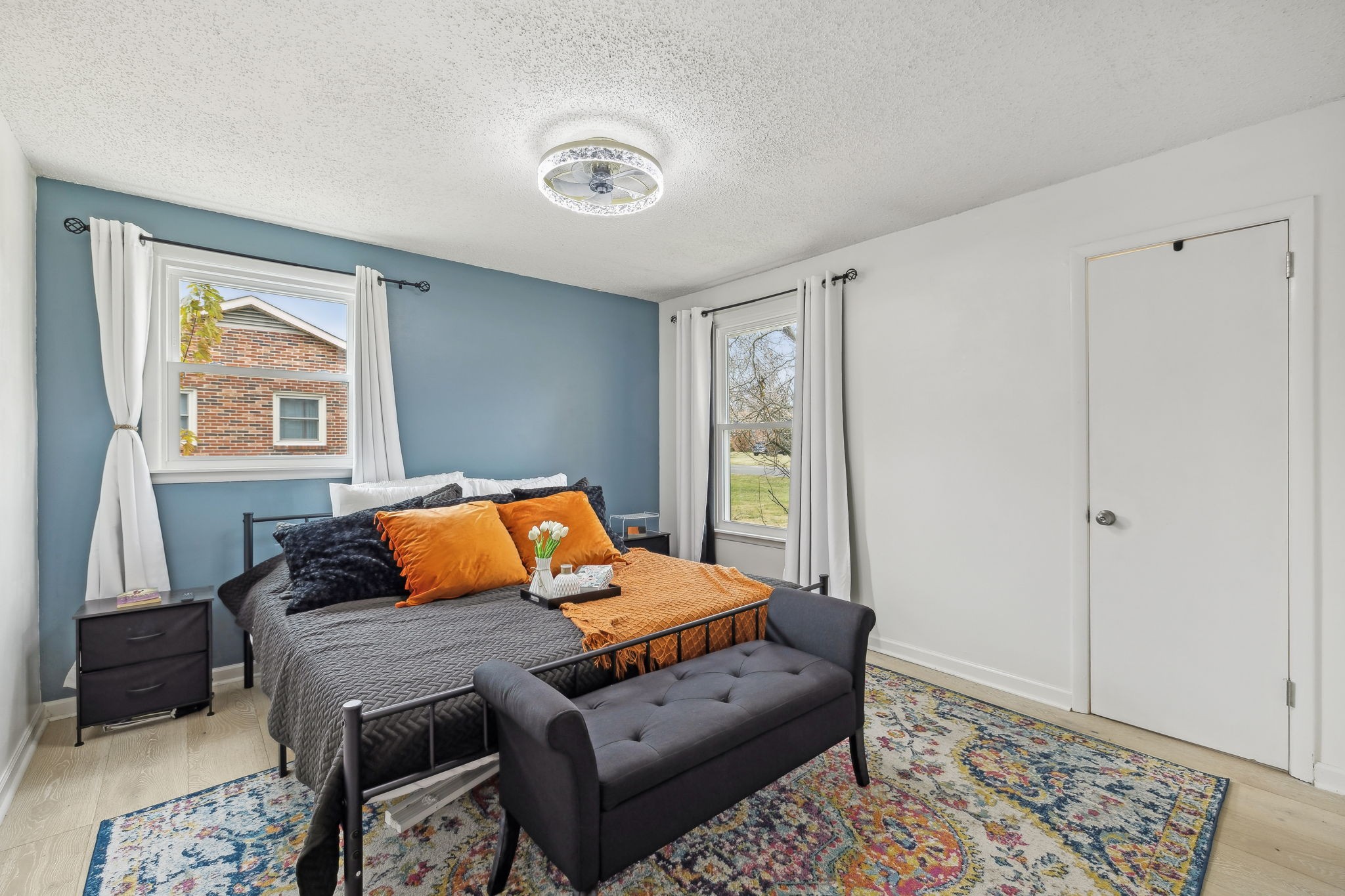 101 Hankins Dr