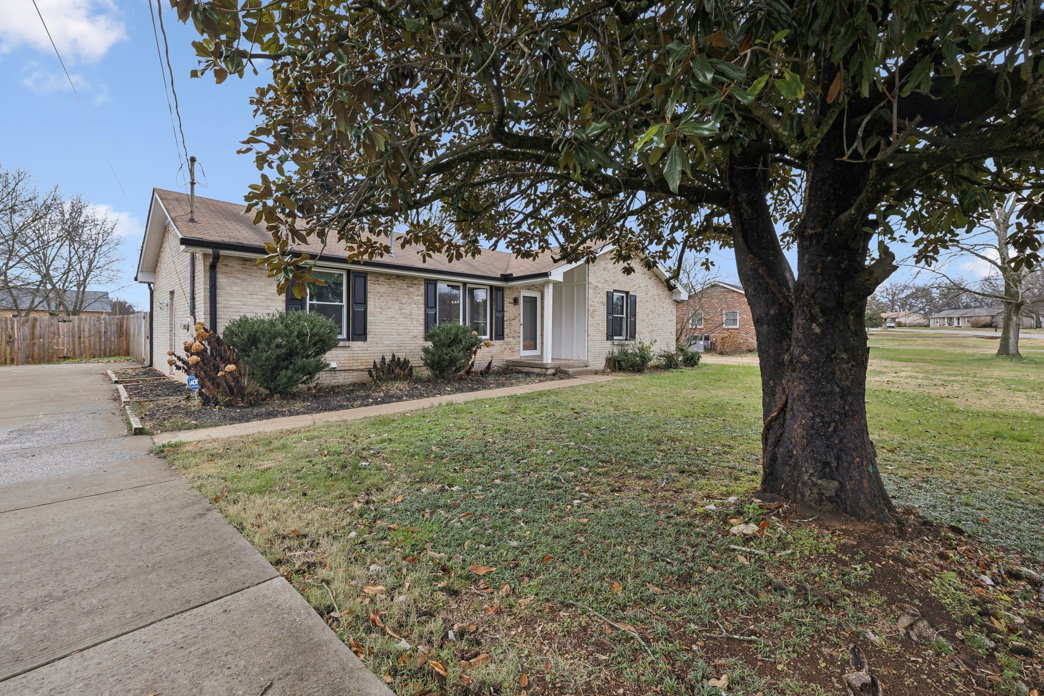 101 Hankins Dr