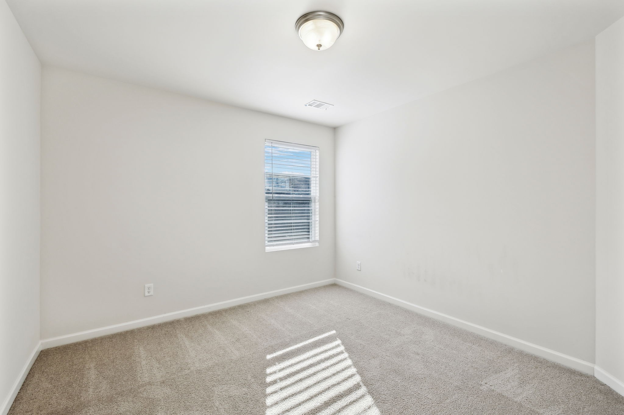 2908 Pomoa Pl