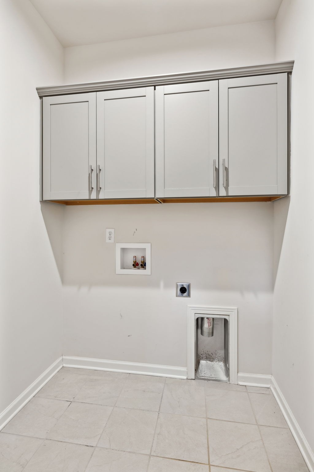 2908 Pomoa Pl